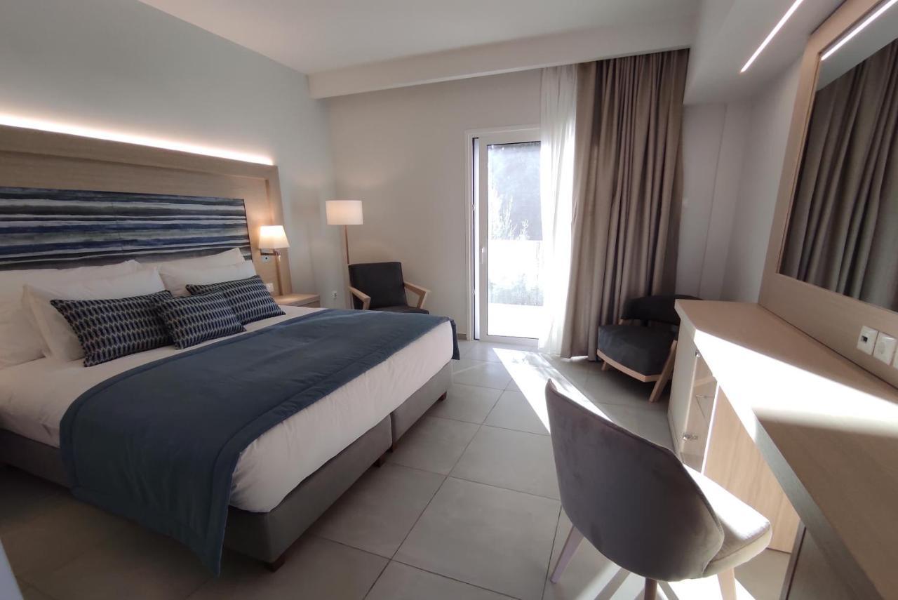 Holidays In Evia Beach Hotel (Adults Only) Erétria Exteriör bild
